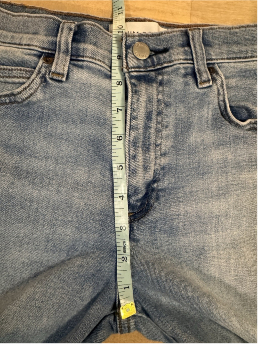 Aritzia Denim Forum The Donna mid Rise Flare Jeans Light Wash Size 30L Sz 29 - Picture 15 of 15